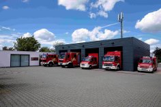 Feuerwehrhaus und Fahrzeuge Kurtscheid Feuerwehrhaus und Fahrzeuge Kurtscheid