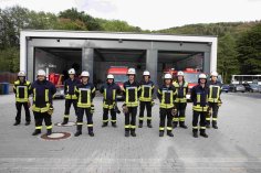 Feuerwehrhaus, Fahrzeuge und Mannschaft Niederbreitbach Feuerwehrhaus, Fahrzeuge und Mannschaft Niederbreitbach