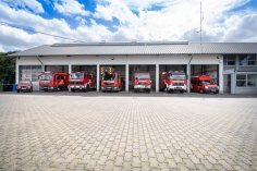 Feuerwehrhaus und Fahrzeuge Rengsdorf Feuerwehrhaus und Fahrzeuge Rengsdorf