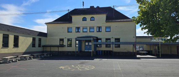 Grundschule Anhausen Grundschule Anhausen Gesamtansicht