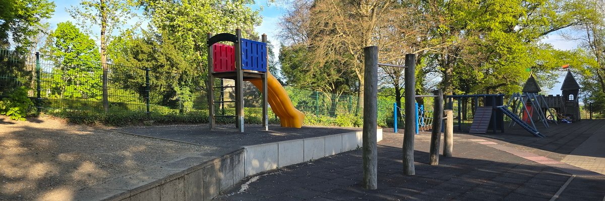 Schulhof Schulhof Grundschule Rengsdorf